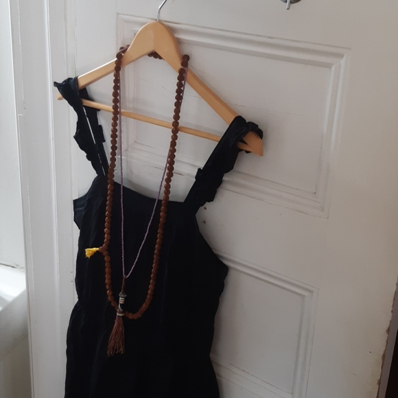 Dress - Picture 3 of 4